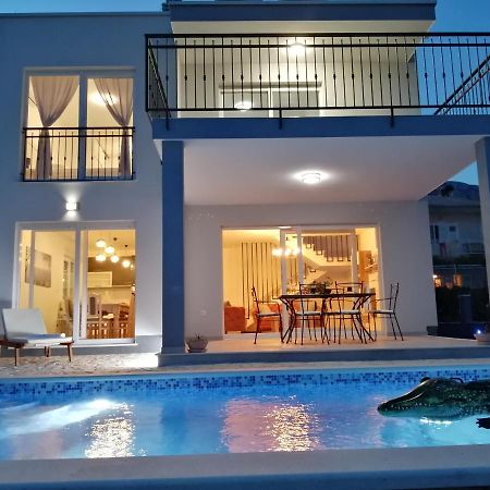 Villa Fidelissima Kaštela Exteriör bild