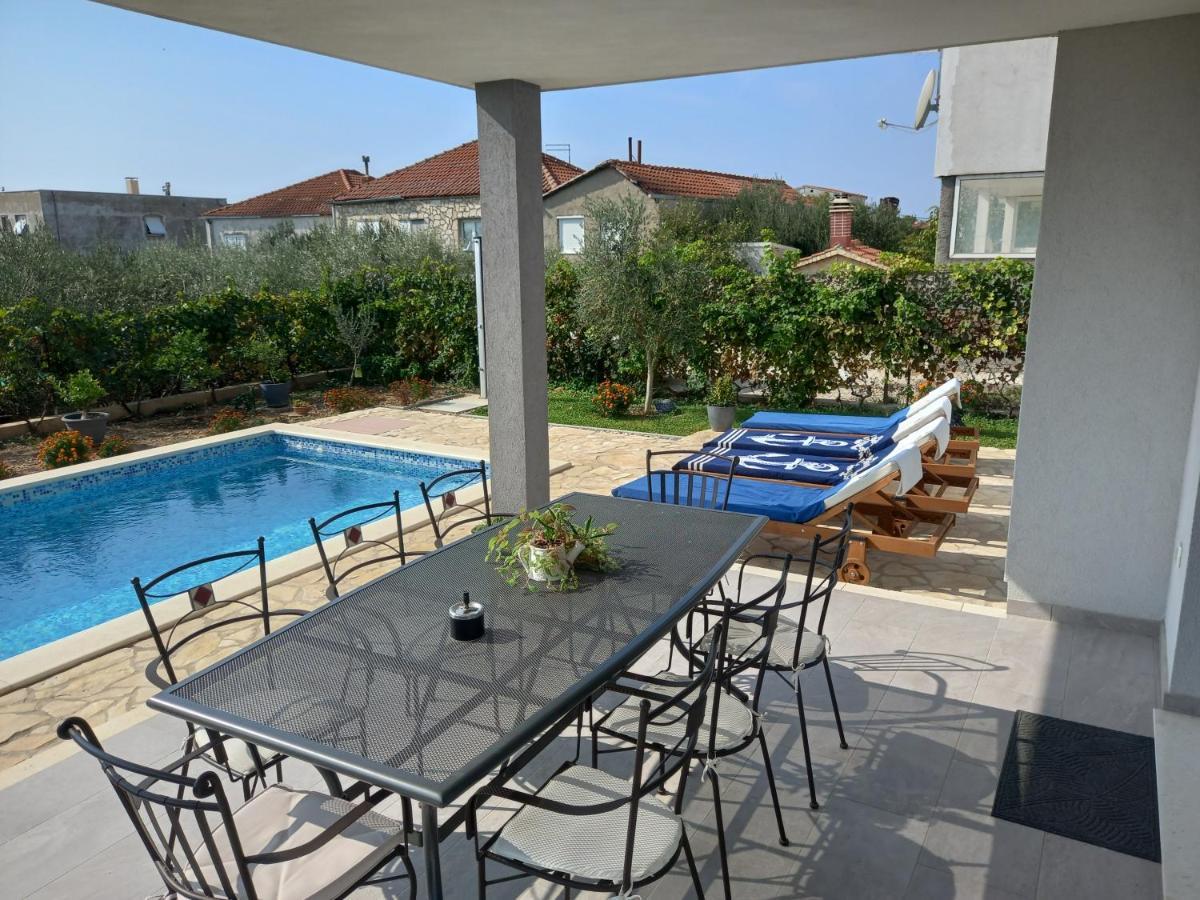Villa Fidelissima Kaštela Exteriör bild